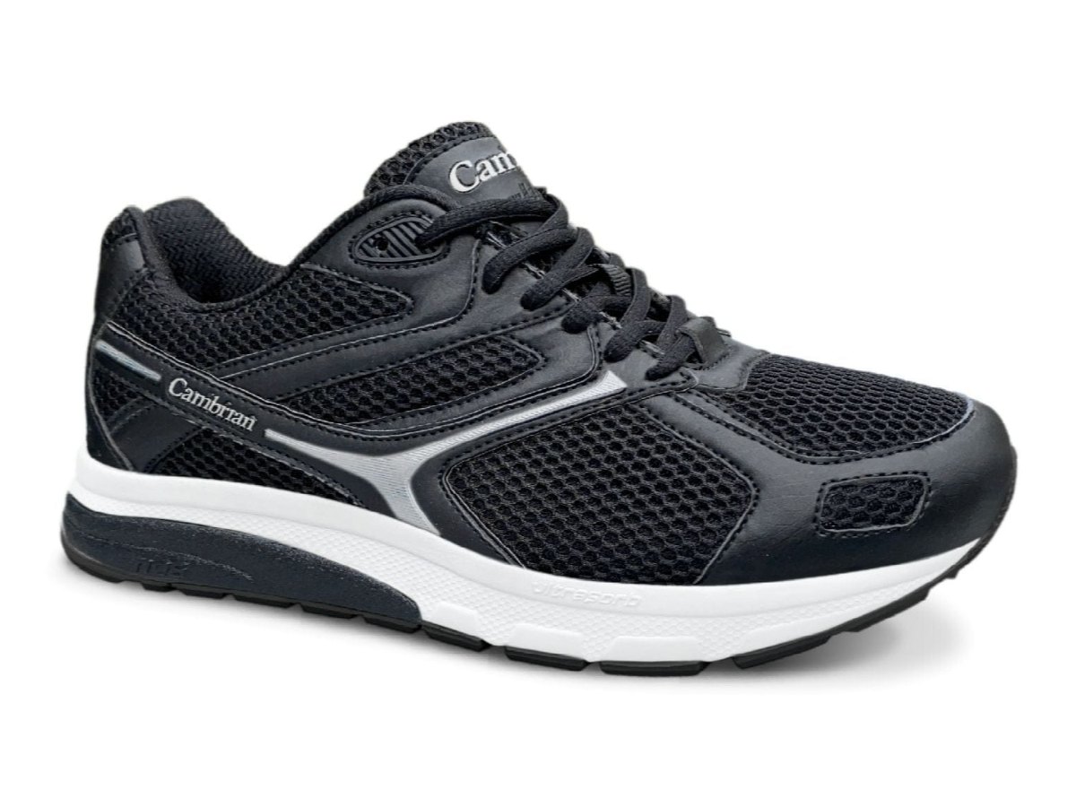 Cambrian Ultra Mesh orthopedic walking shoe in black and white